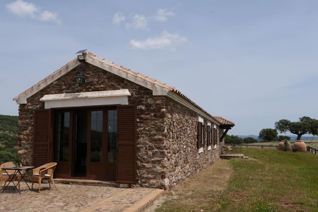 Finca La Alcolehuela En Parque Natural De Despenaperros Санта Елена Екстериор снимка