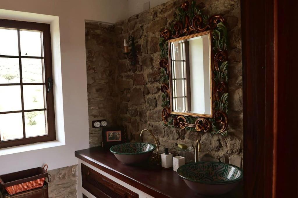 Finca La Alcolehuela En Parque Natural De Despenaperros Санта Елена Екстериор снимка